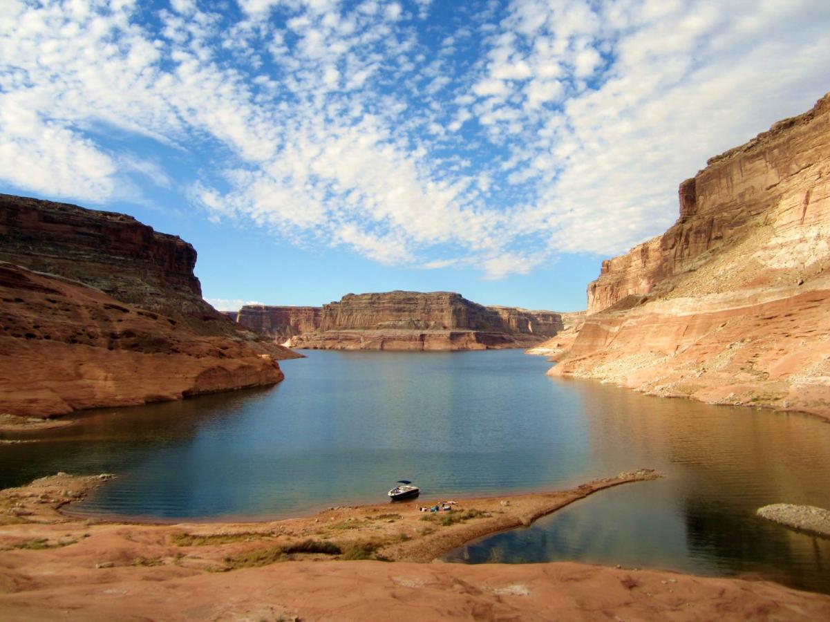 Local View Pet Friendly Boat Parking Close To Antelope Canyon Horseshoebend Page Eksteriør billede
